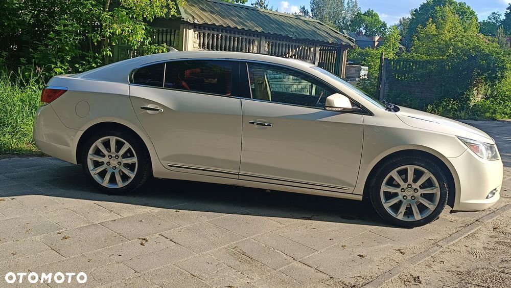 Buick Lacrosse - 23
