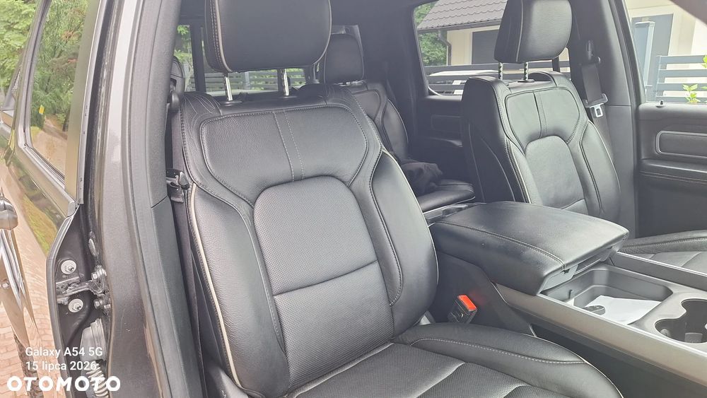 RAM 1500 5.7 Crew Cab Bighorn - 19