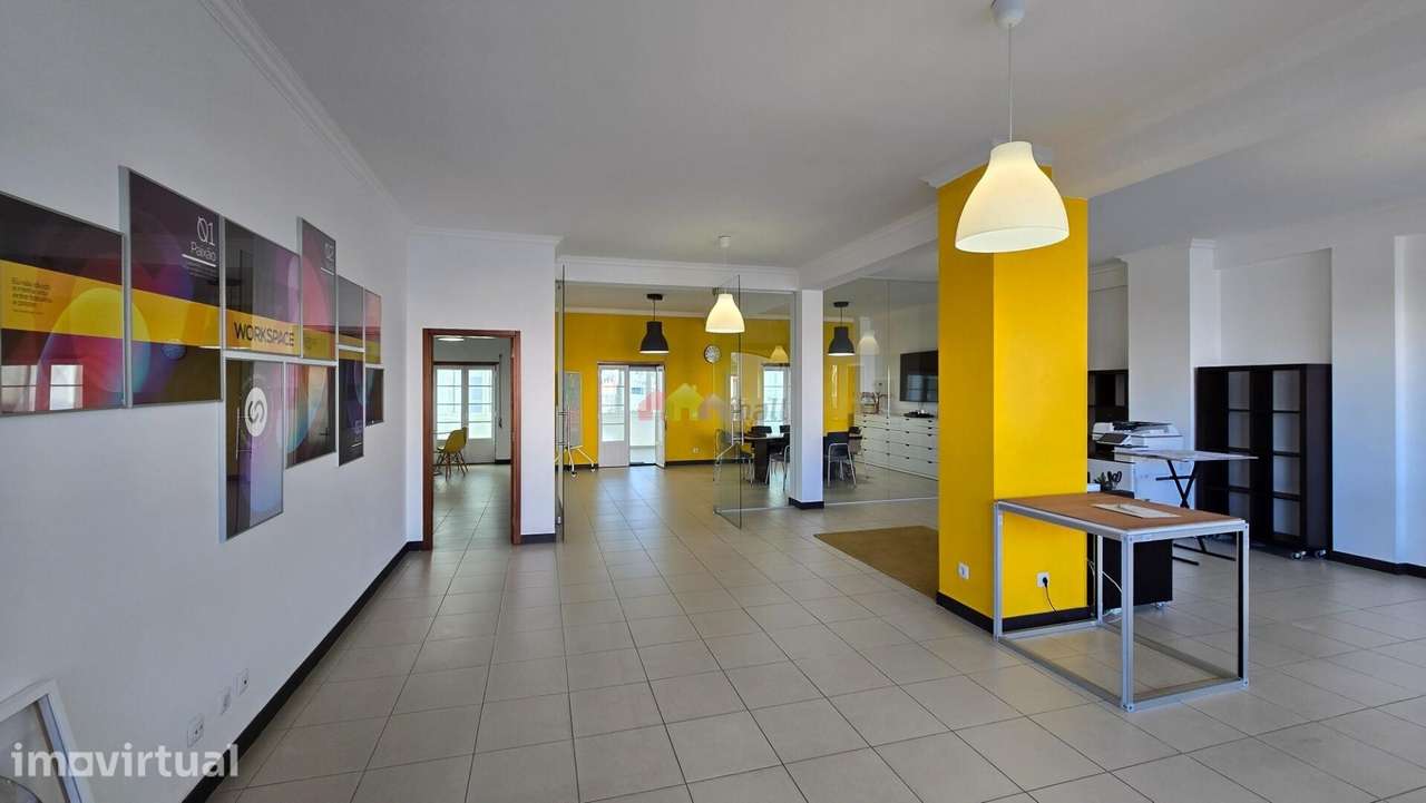 Espaço comercial, localizado em Montemor-o-Novo - Grande imagem: 4/21