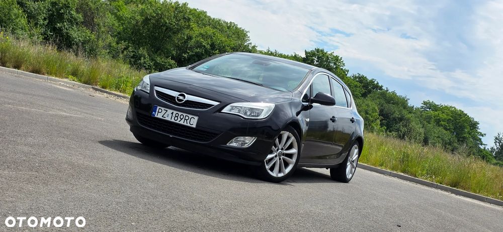 Opel Astra 2.0 CDTI Enjoy S&S - 1