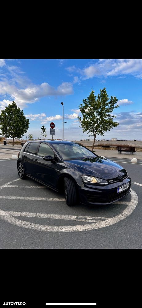 Volkswagen Golf GTD 2.0 TDI SCR DSG - 3