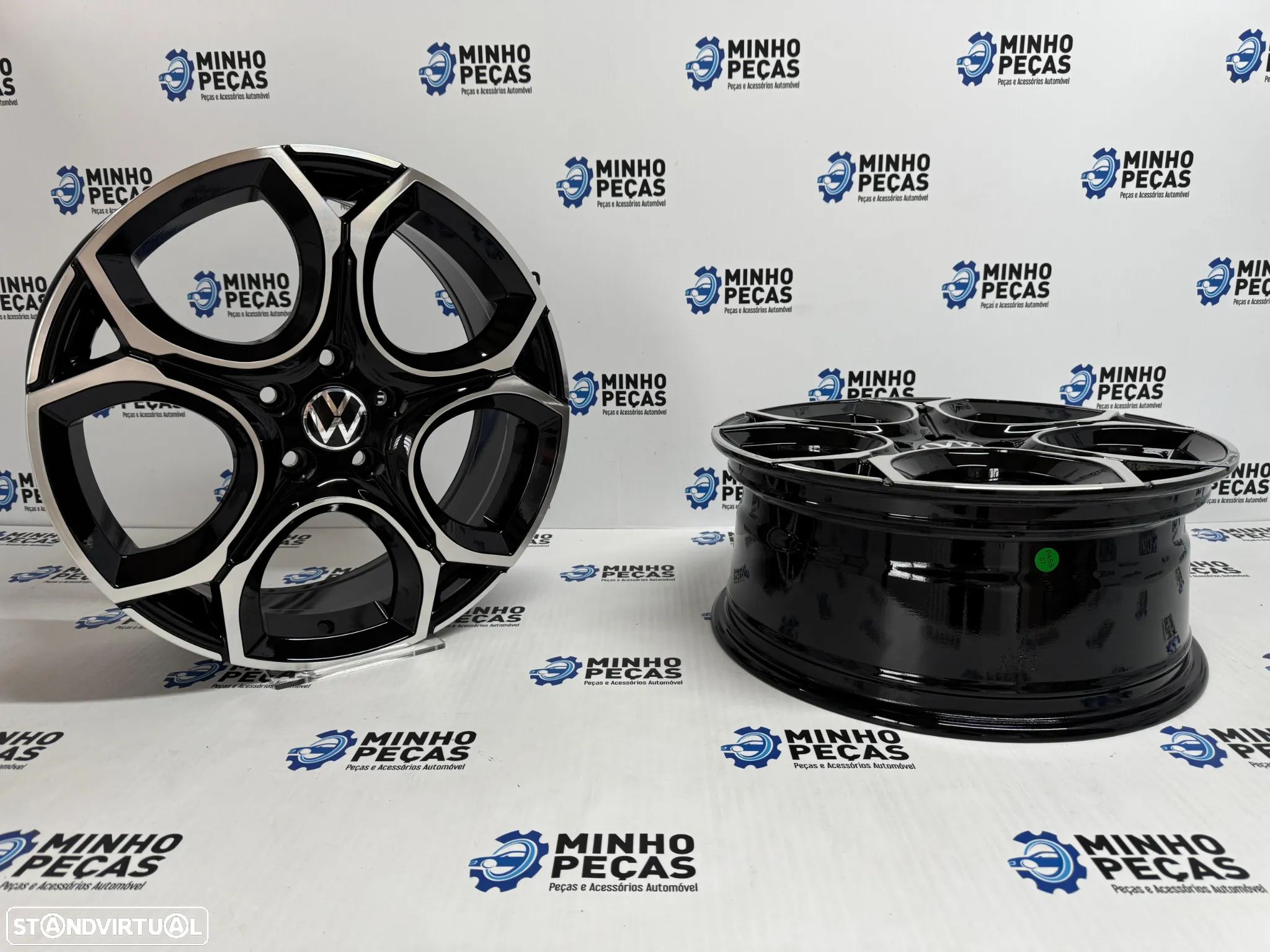 Jantes Vw Golf VIII GTI em 18 Preto Polido - 4