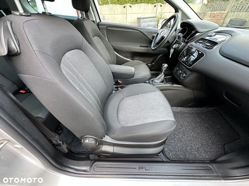 Fiat Punto 1.4 Easy S&S - 24