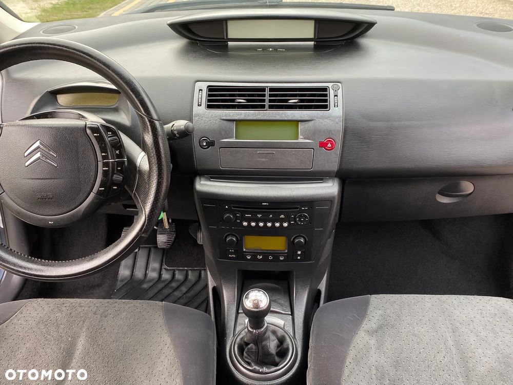 Citroën C4 1.6 16V Exclusive - 22
