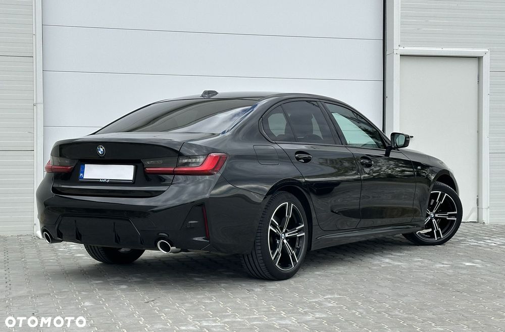 BMW Seria 3 318i M Sport - 4