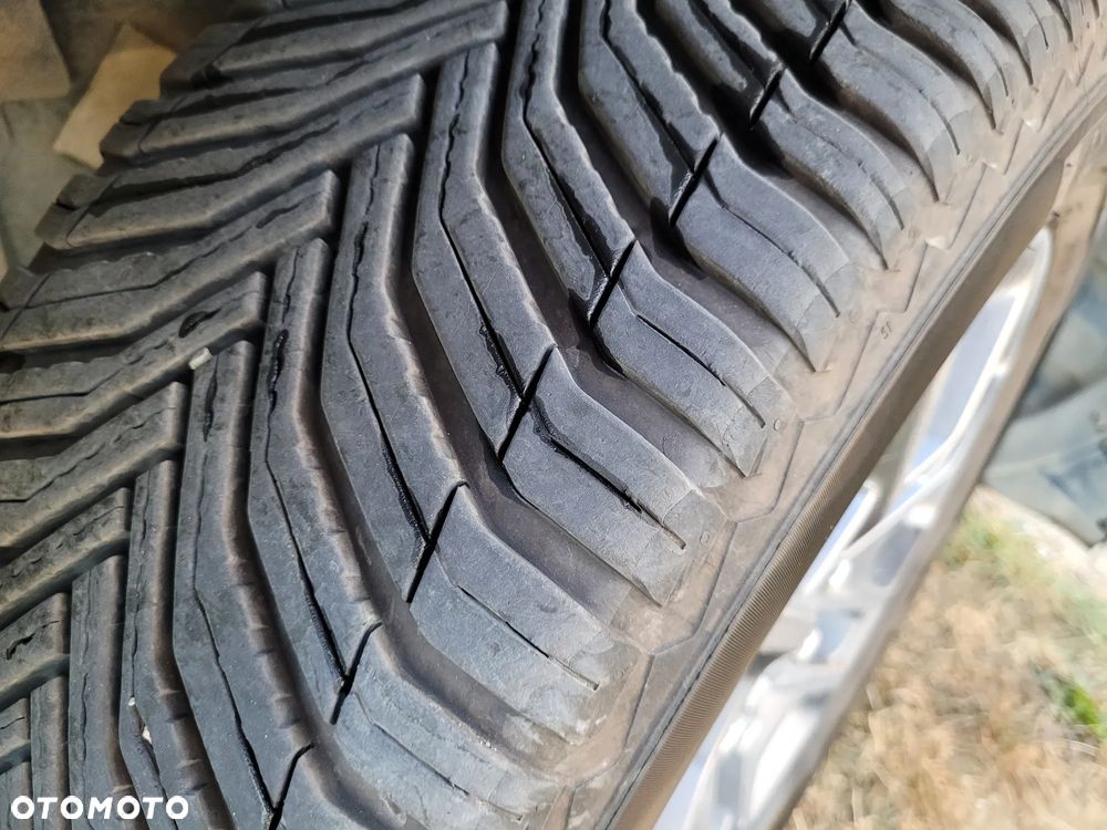 Dodge Challenger 3.6 GT AWD - 13