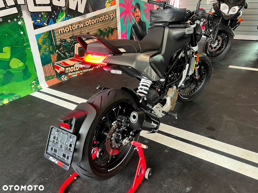 Husqvarna Svartpilen - 12