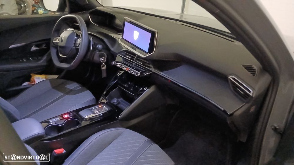 Peugeot 2008 1.2 Hybrid Allure e-DCS6 - 10