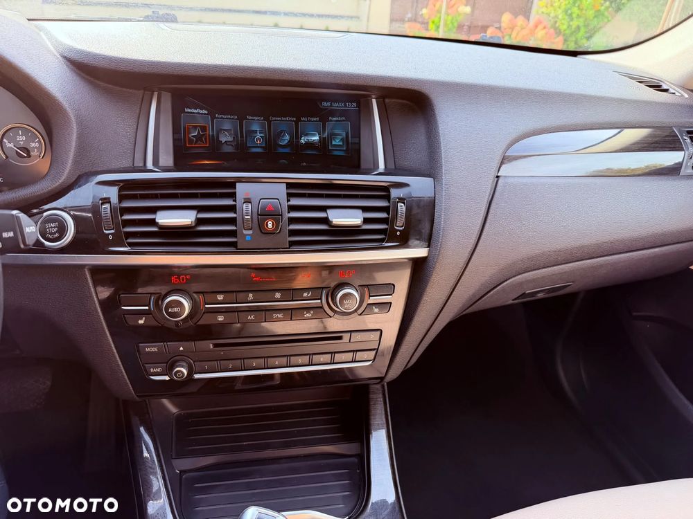 BMW X3 xDrive28i Advantage sport - 28