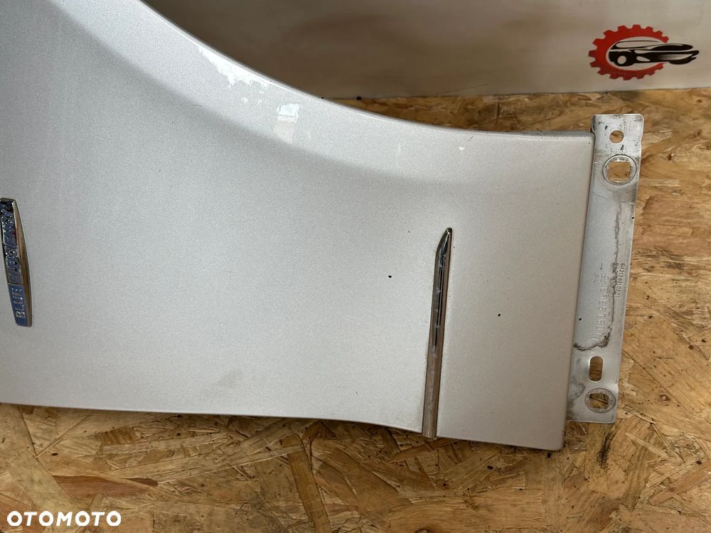 BŁOTNIK PRZEDNI PRAWY MERCEDES E-KLASA W212  775 - 4