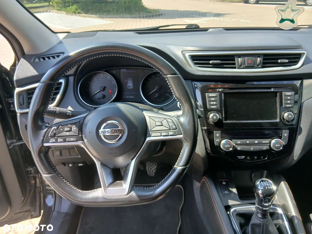 Nissan Qashqai 1.3 DIG-T N-Motion - 11