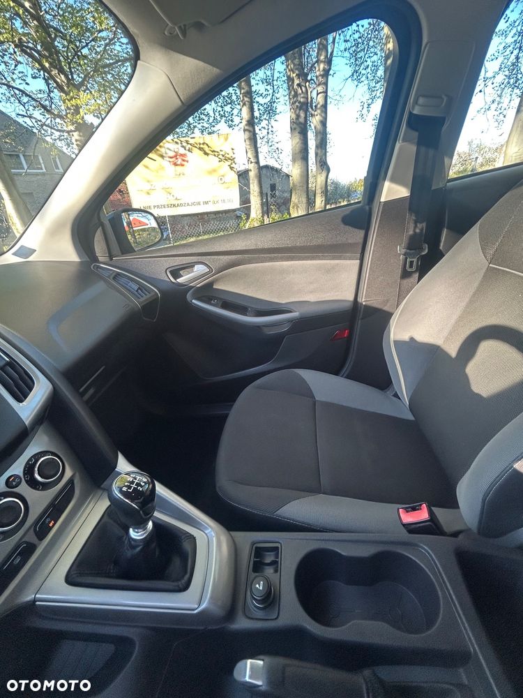 Ford Focus 1.6 TDCi DPF Start-Stopp-System Trend - 15