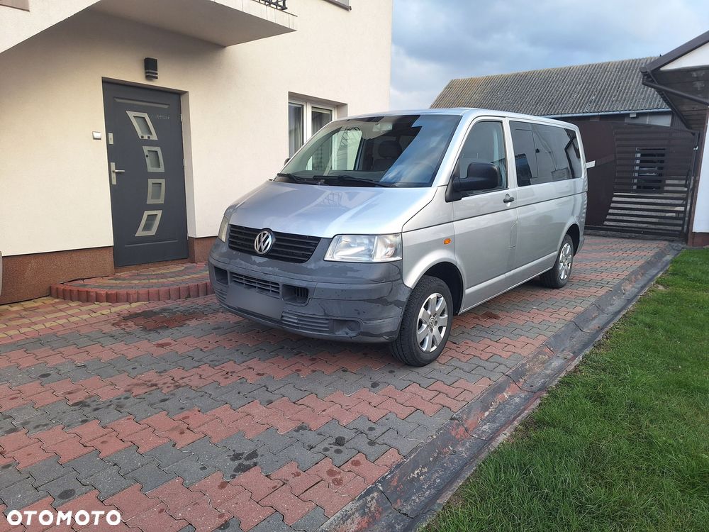 Volkswagen Transporter - 1