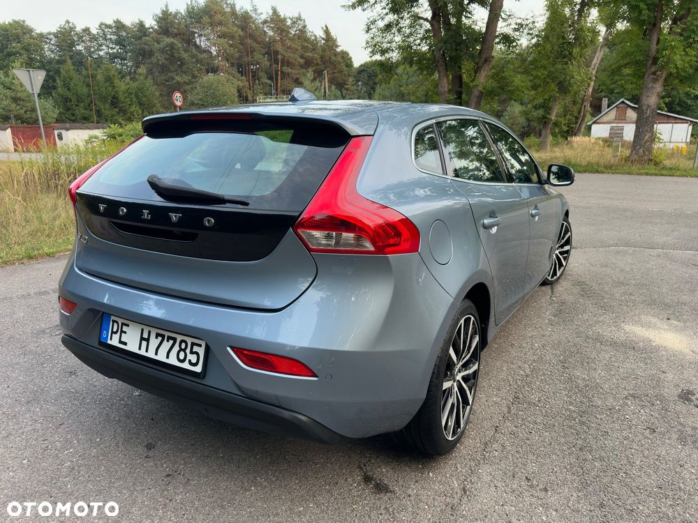 Volvo V40 - 10