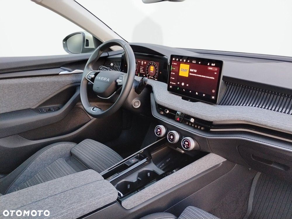 Skoda Superb 1.5 TSI mHEV Selection DSG - 23