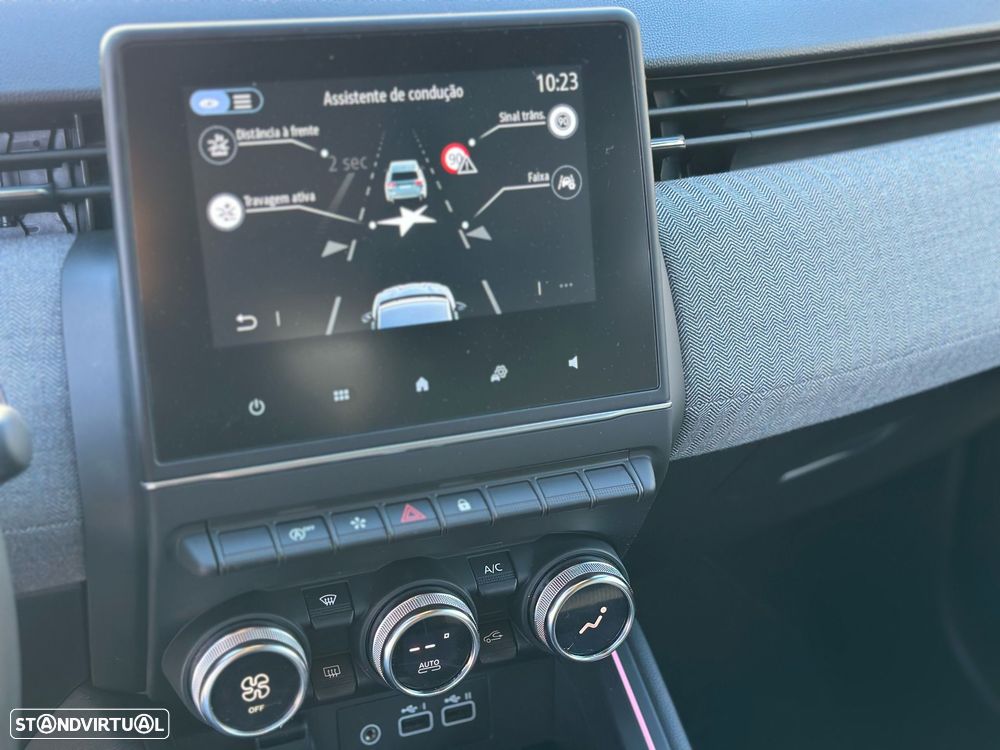 Renault Clio 1.0 TCe Evolution - 20