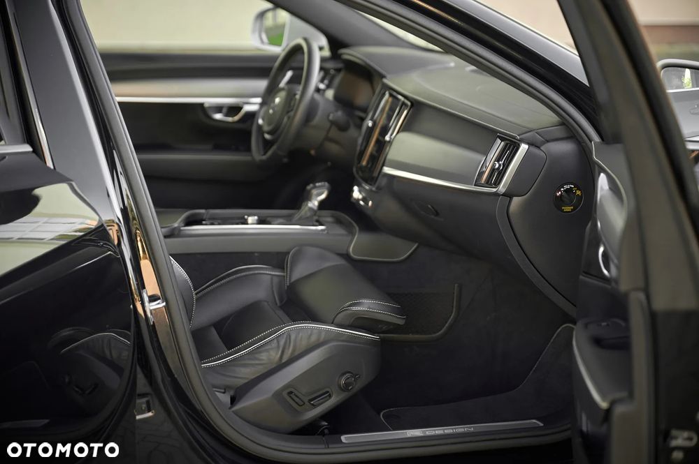 Volvo V90 T4 R-Design - 24