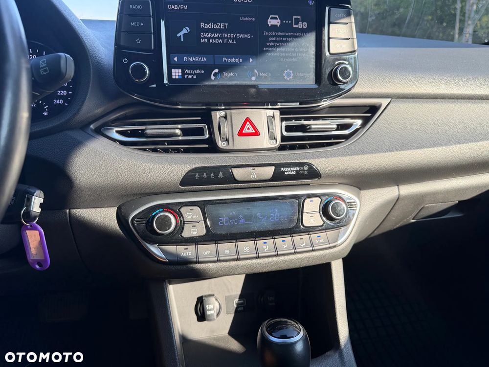 Hyundai i30 1.5 T-GDI 48V Comfort DCT - 23
