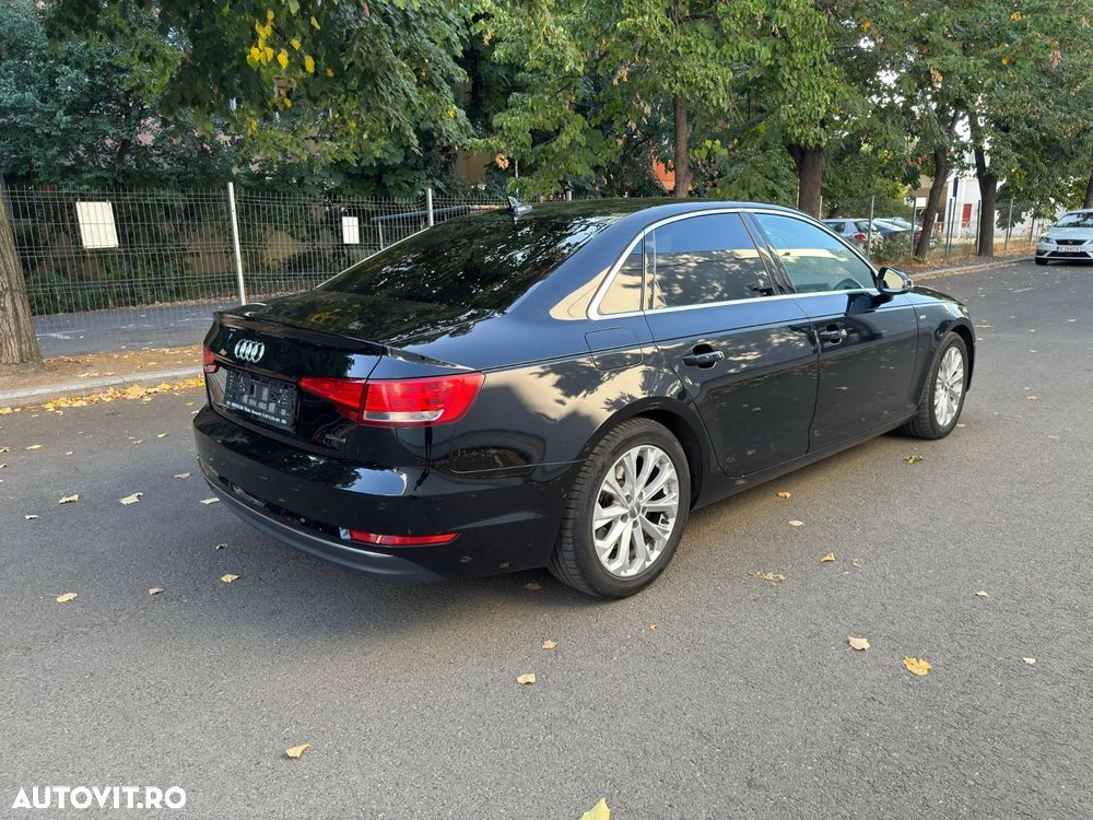 Audi A4 2.0 TDI quattro S tronic Design - 13