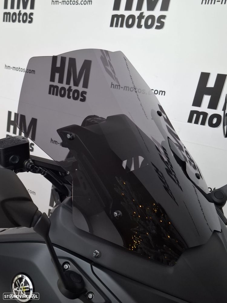 Yamaha TMAX 560 - 16