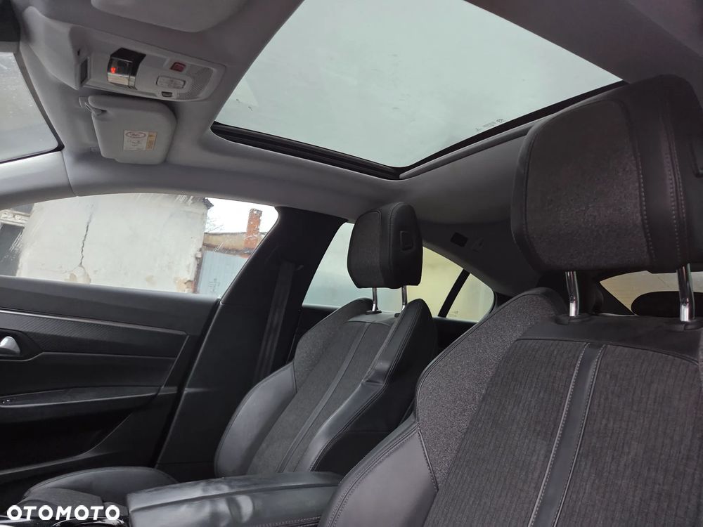 Peugeot 508 BlueHDi 130 Active Business-Paket - 24