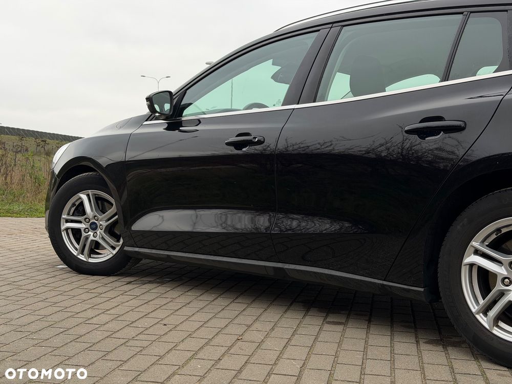 Ford Focus 1.5 EcoBlue Titanium - 9