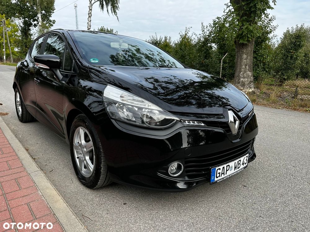Renault Clio 1.2 16V 75 LIMITED - 13