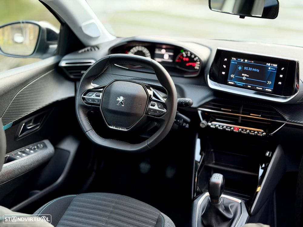 Peugeot 208 1.2 PureTech Allure Pack - 26