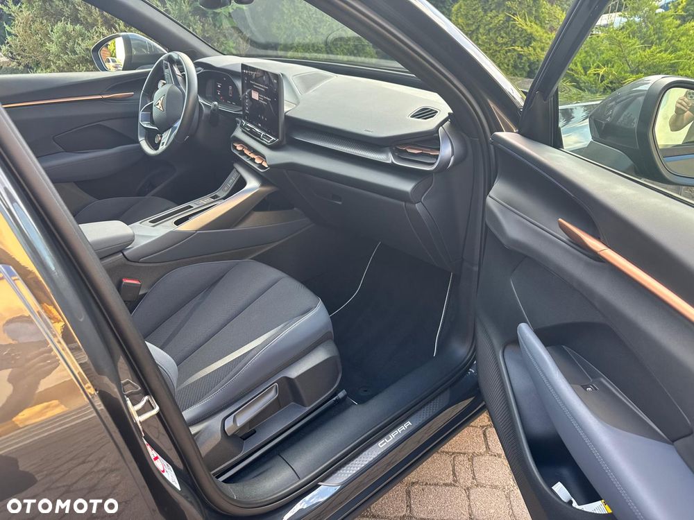 Cupra Terramar 1.5 e-Hybrid DSG VZ - 30