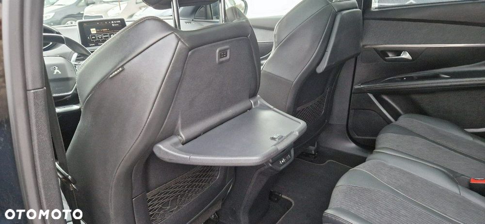 Peugeot 5008 - 27