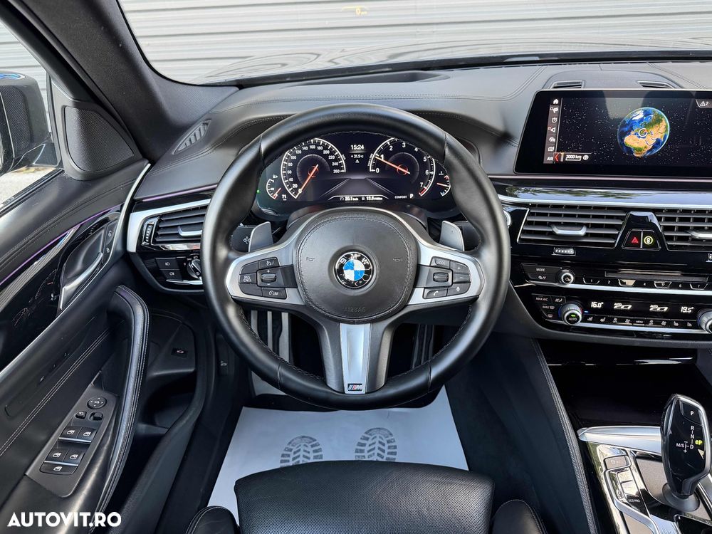 BMW Seria 5 520i Aut. Luxury Line - 12