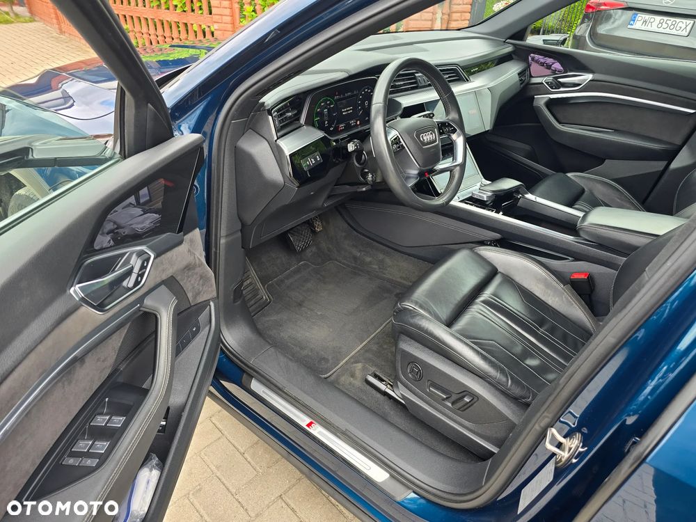 Audi e-tron - 8