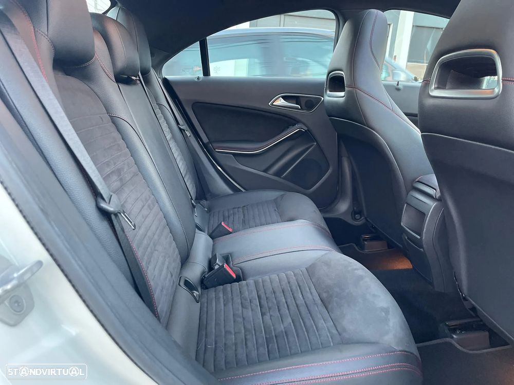 Mercedes-Benz CLA 200 - 8