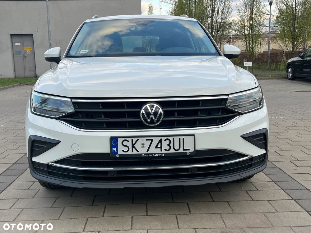 Volkswagen Tiguan - 2