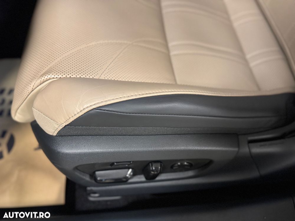 Lexus Seria ES 300h Business Edition - 21