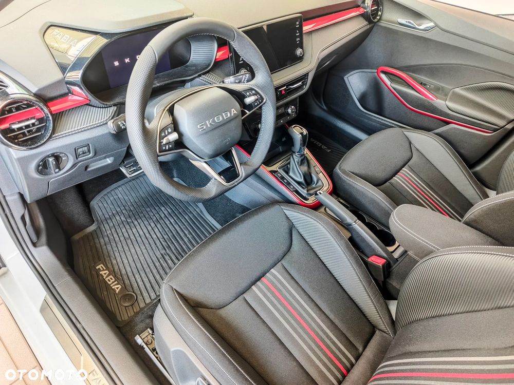 Skoda Fabia 1.0 TSI Monte Carlo DSG - 9