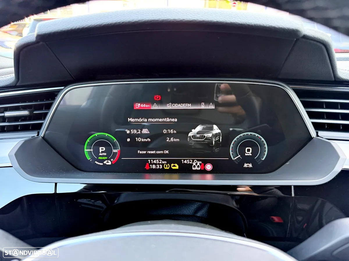 Audi Q8 e-Tron 50 quattro S line - 15