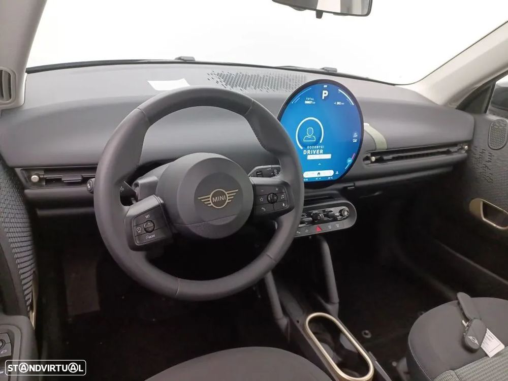 MINI 3 Portas Cooper E Classic - 6