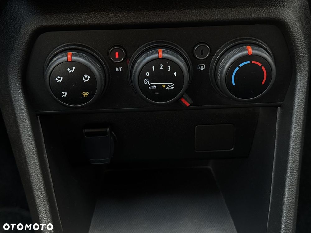 Dacia Sandero - 17