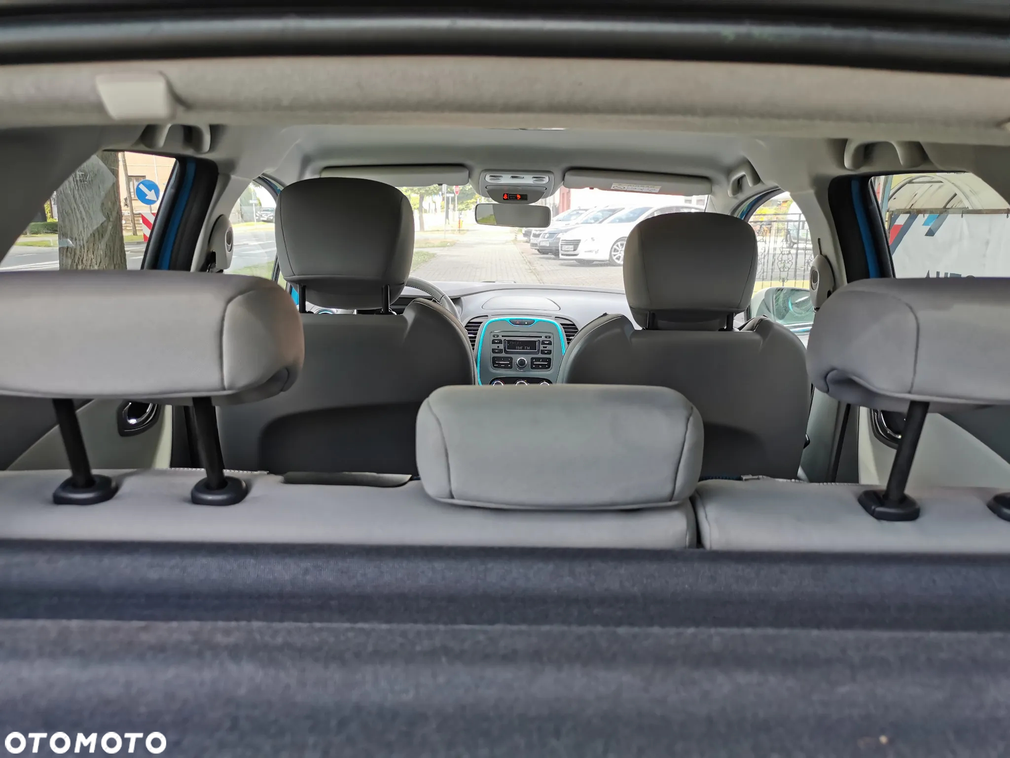 Renault Captur 1.2 TCe Intens EDC - 10