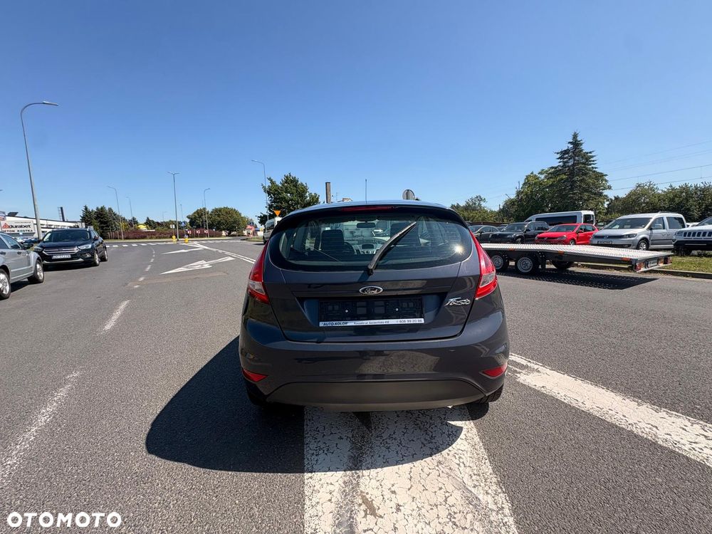 Ford Fiesta 1.25 SYNC Edition - 12