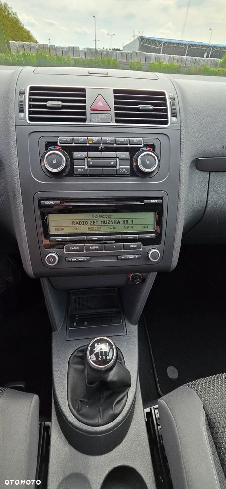 Volkswagen Touran 1.6 TDI DPF Trendline - 11