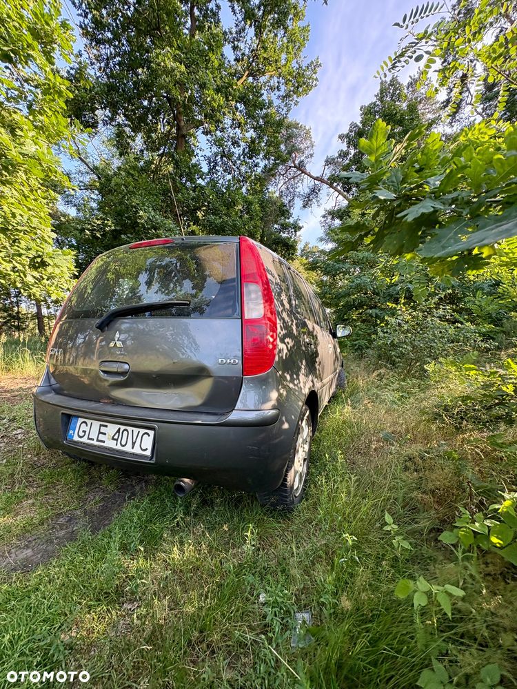 Mitsubishi Colt - 5
