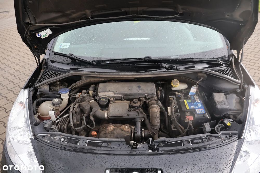 Peugeot 207 - 14