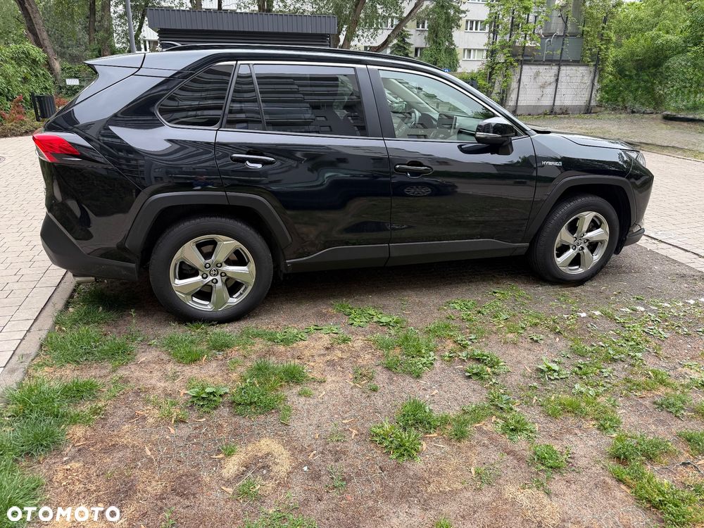 Toyota RAV4 - 5