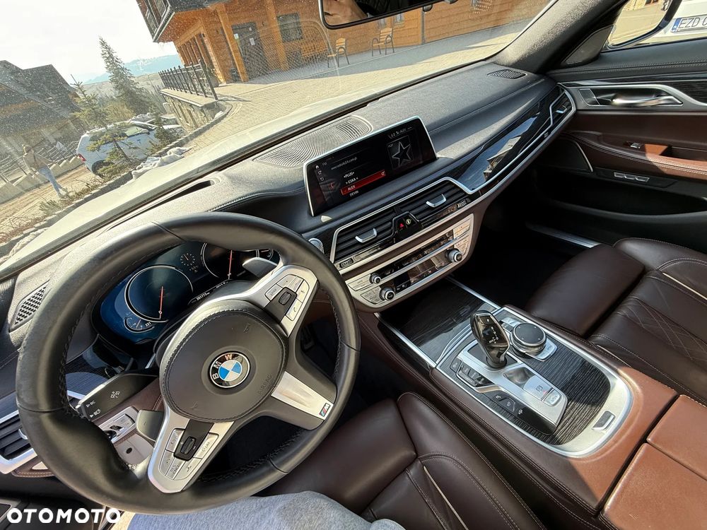 BMW Seria 7 - 10