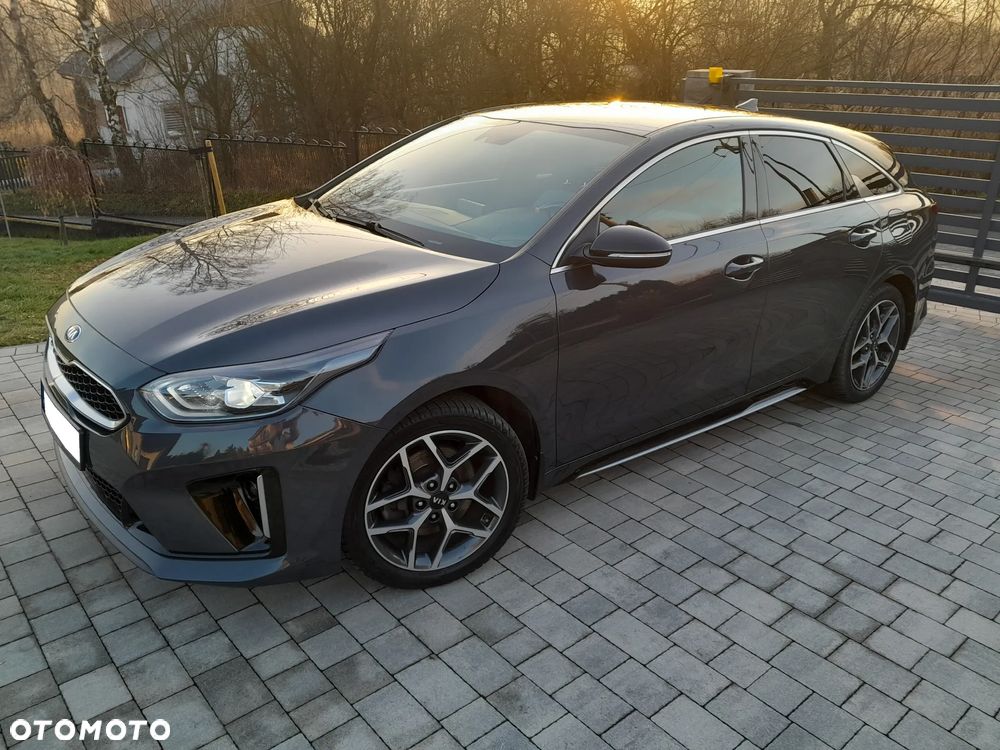 Kia ProCeed 1.4 T-GDI OPF GT LINE - 13