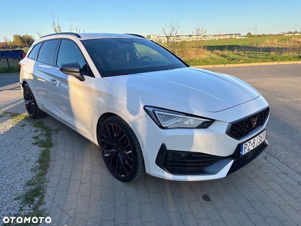 Cupra Leon Sportstourer - 2