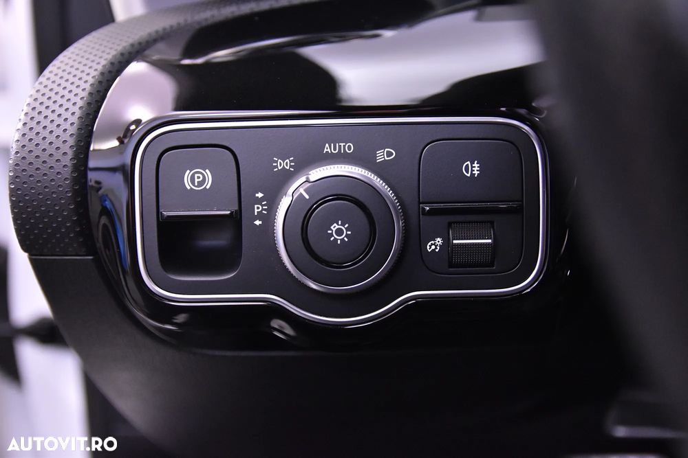 Mercedes-Benz A 200 4MATIC Aut. - 15