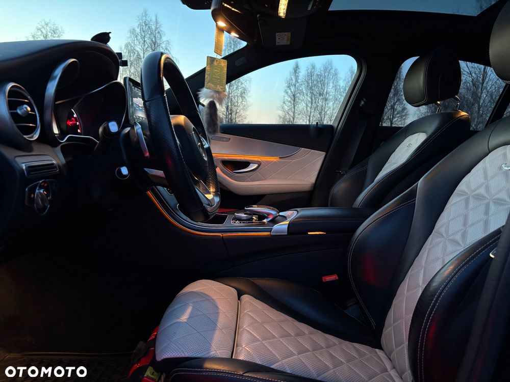 Mercedes-Benz Klasa C 200 4-Matic 9G-TRONIC - 9